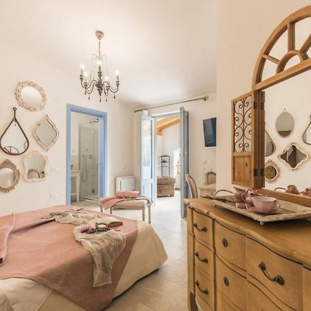 B&B Antico Telaio ซานตามาเรีย นาวาร์เรเซ ภายนอก รูปภาพ