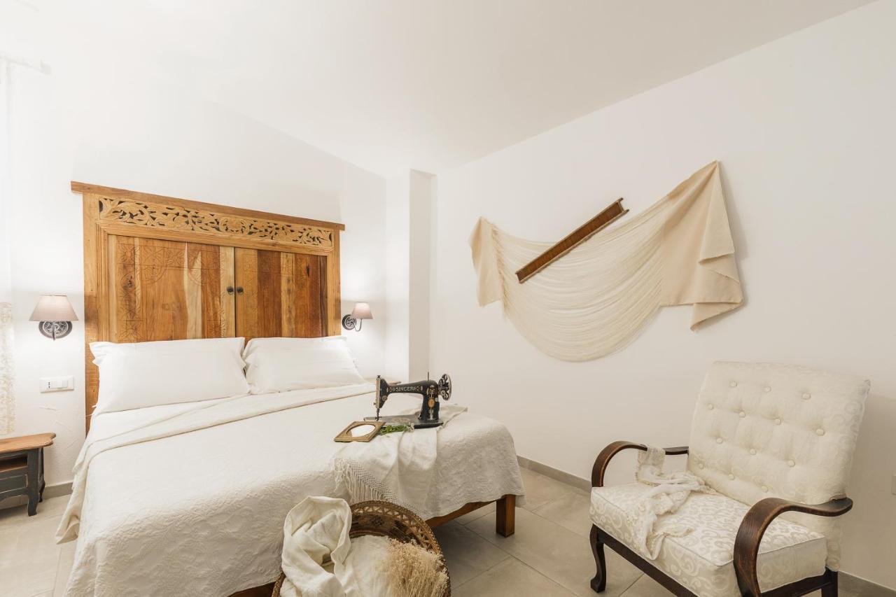 B&B Antico Telaio ซานตามาเรีย นาวาร์เรเซ ภายนอก รูปภาพ